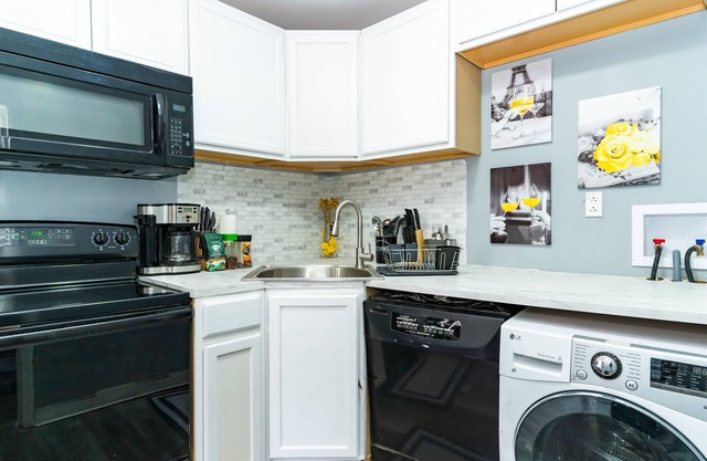 Newly renovated 3 bedroom apartment