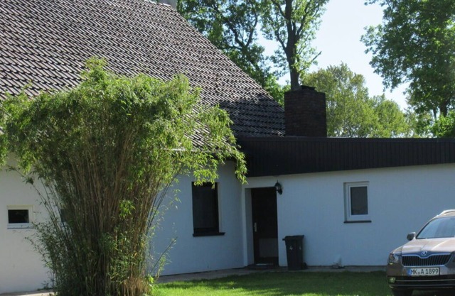 Newly renovated apartment on an idyllic horse farm