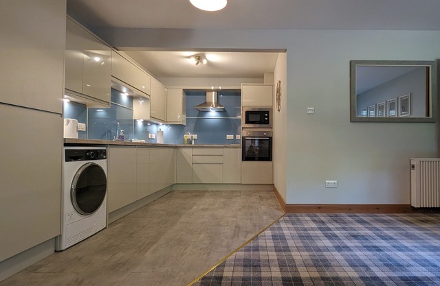 Newly Renovated Apartment, Nairn. Minutes from Inverness & Infamous Whisky Trail