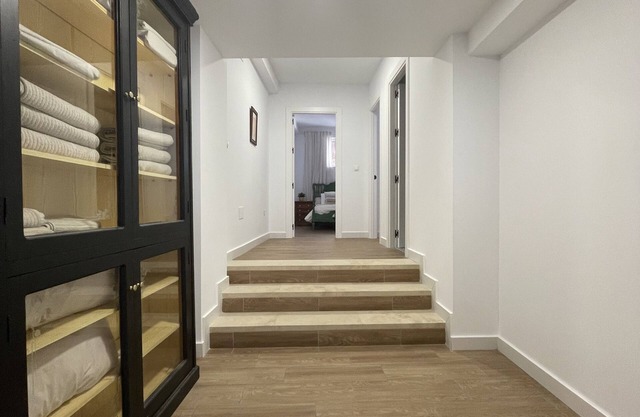 Newly renovated comfortable home a short walk from the center and sights!
