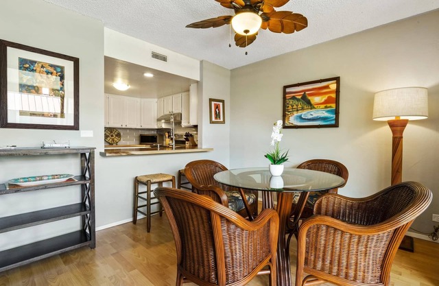 Newly Renovated Condo at White Sands Village #221, Steps From Magic Sands Beach!