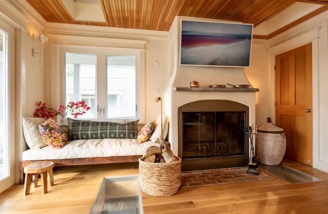Newly Renovated, Furnished, Slope-Side Condo on Burke VT's Famous Kingdom Trails