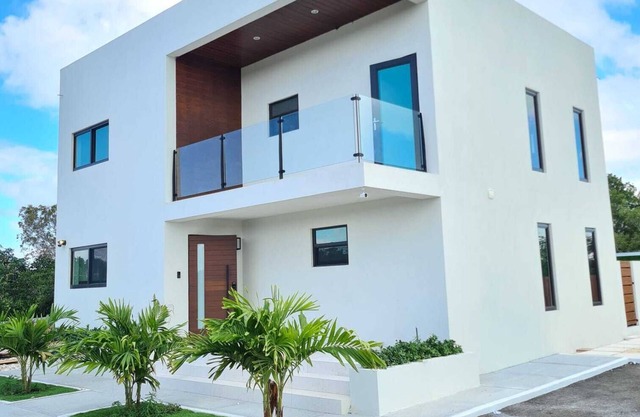 Newly built modern two-bedroom villa with pool!
