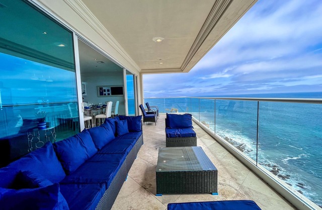 NewModern-LasOlasCondo-Pools&Jacuzzi-Rosarito