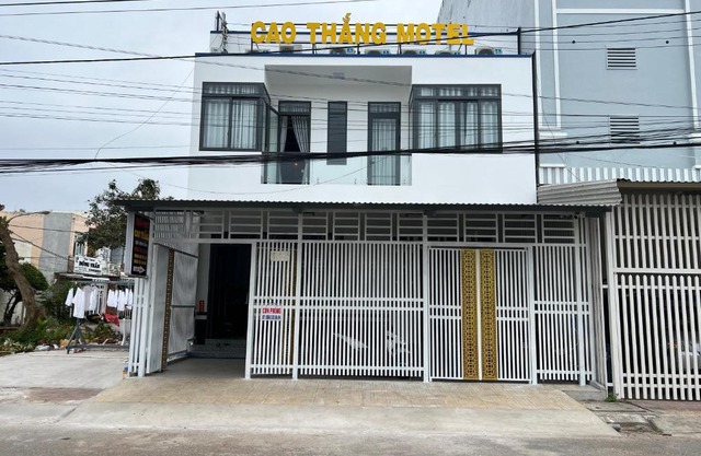Nhà Nghĩ Cao Thắng