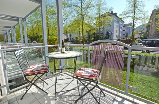 Nice 1-room apartment in the spa area - balcony, WiFi, TV, close to the city center