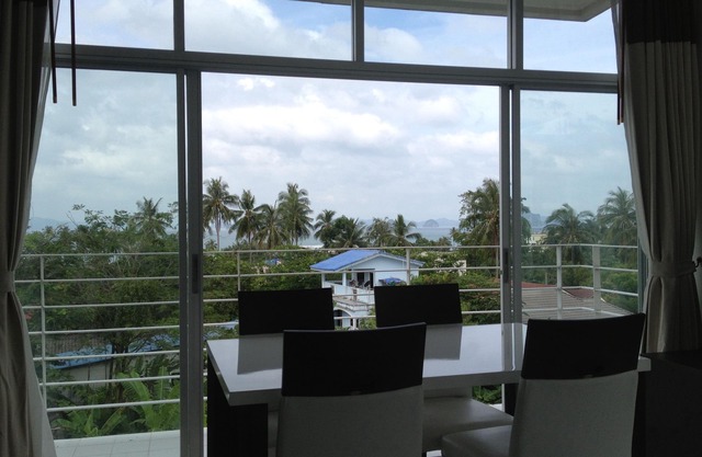 Nice 2-bedroom Condo In Klong Muang