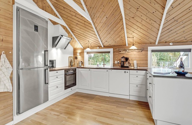 Nice and well maintained cottage in a quiet area not far from the fjord and sea.