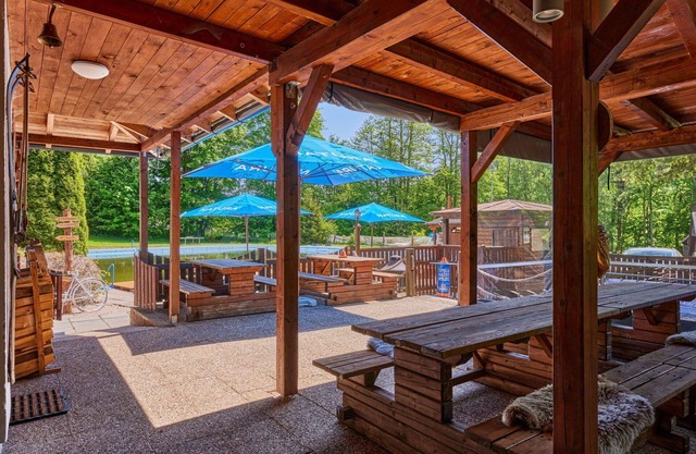 Nice apartment for 2 guests with WIFI, pool, A/C, TV, patio and pets allowed