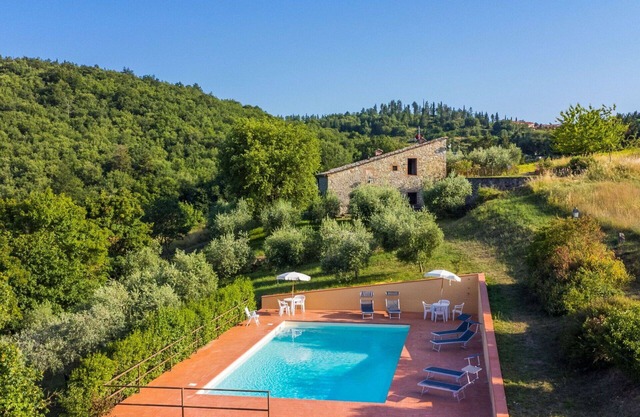 Nice apartment in villa for 4 guests with WIFI, A/C, pool, TV, patio, panoramic view and parking