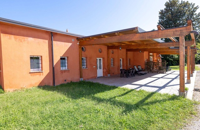 Nice apartment for 4 guests with A/C, WIFI, TV and parking