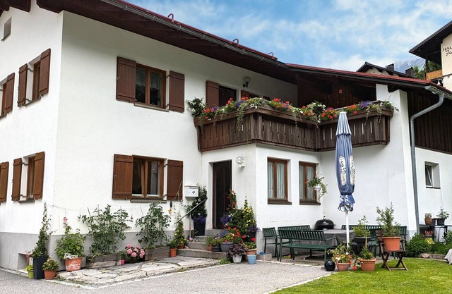 Nice apartment directly on the Albona railway