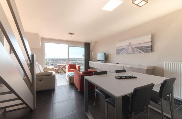 Nice apartment for 4 people with WIFI, TV, balcony and parking