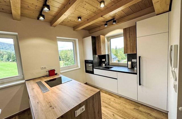 Nice apartment for 12 guests with WIFI, TV and terrace