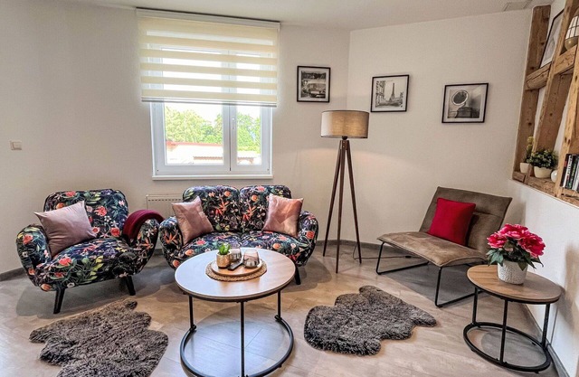 Nice apartment for 4 guests with WIFI, TV, pets allowed and parking