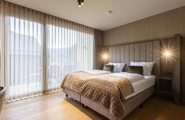 Nice apartment for 10 guests with WIFI, pool, TV, balcony and parking