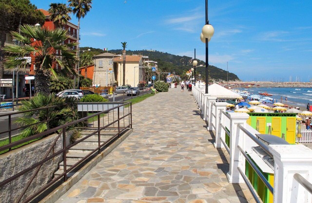 Nice apartment for 3 guests with A/C, WIFI, TV, terrace and parking