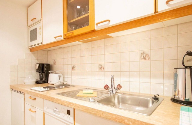 Nice apartment for 4 guests with WIFI, TV, patio and parking
