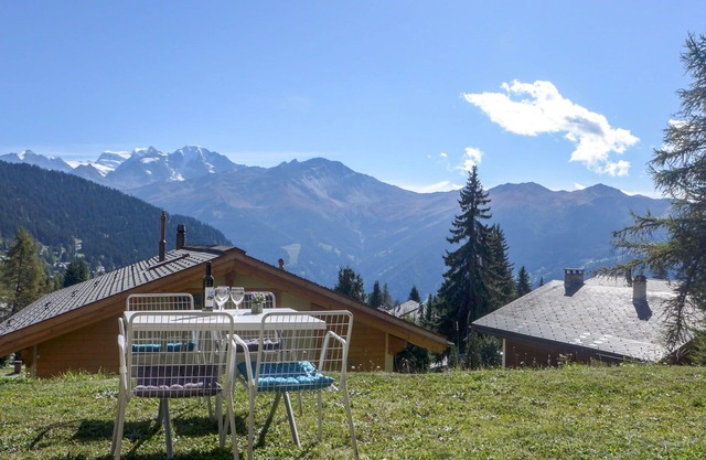 Nice apartment for 4 guests with WIFI, TV, terrace and parking