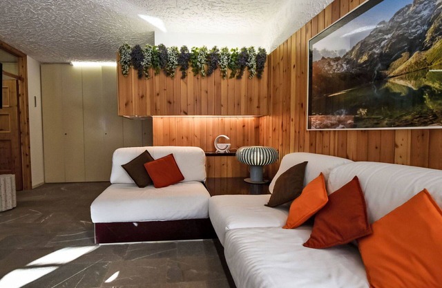Nice apartment for 4 people with WIFI, TV, pets allowed and parking
