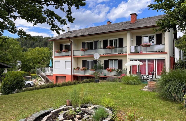 Nice apartment for 4 people with WIFI, TV, terrace, pets allowed and parking
