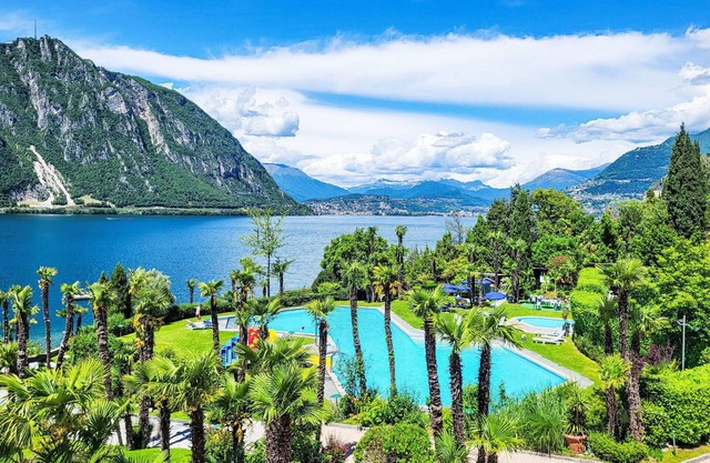 Nice apartment for 4 people with A/C, pool, WIFI, TV, balcony, panoramic view and parking