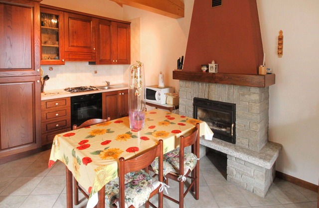 Nice apartment for 4 people with TV, balcony and parking