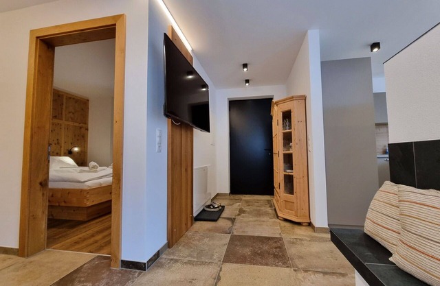 Nice apartment for 4 people with WIFI, TV, terrace and parking