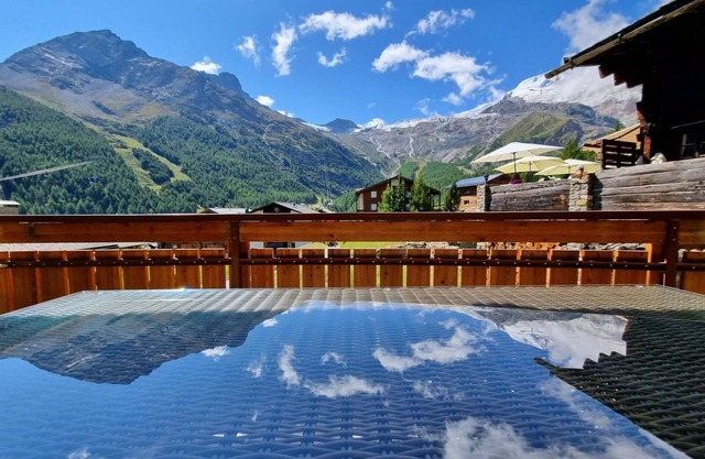 Nice apartment for 5 people with hot tub, WIFI, TV and balcony