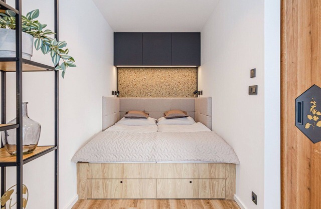 Nice apartment for 5 guests with A/C, WIFI, TV and balcony