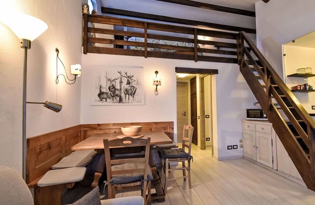 Nice apartment for 5 people with WIFI, TV, balcony and parking