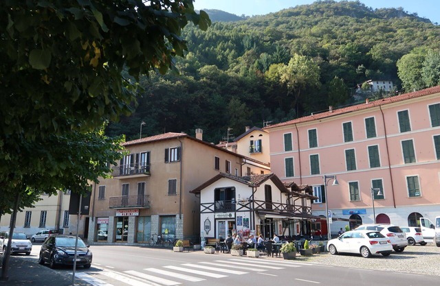 Nice apartment for 6 guests with WIFI, TV, balcony, pets allowed and parking