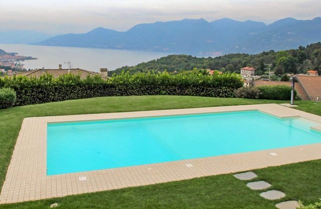Nice apartment for 6 people with pool, WIFI, TV, terrace and parking