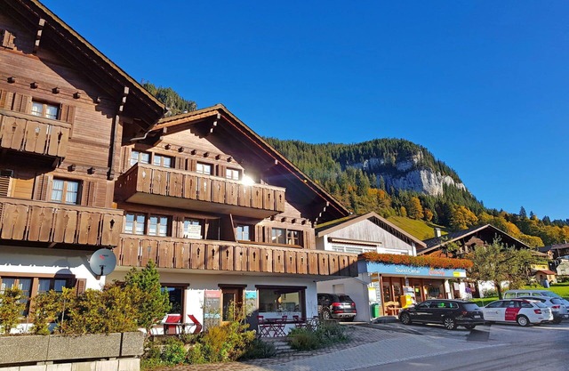 Nice apartment for 6 people with WIFI, TV, balcony, pets allowed, panoramic view and parking