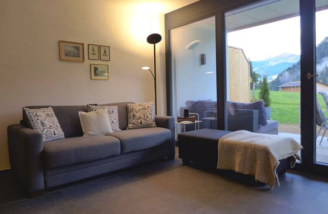 Nice apartment for 3 guests with WIFI, TV, terrace, pets allowed, panoramic view and parking
