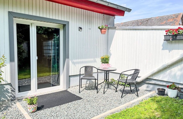 Nice apartment for 2 guests with WIFI, TV, patio and parking