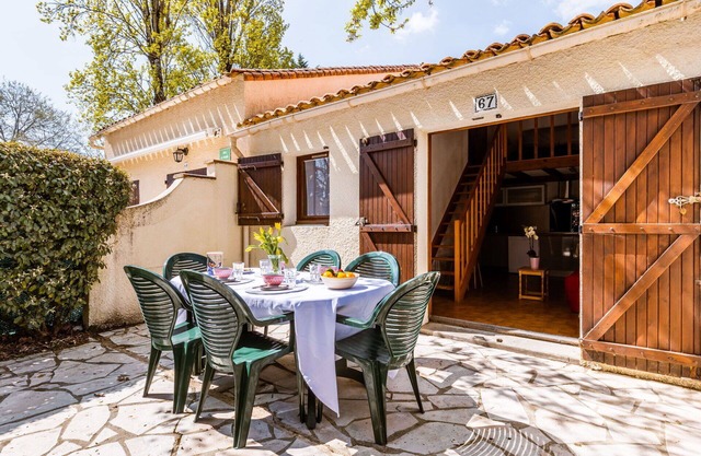 Nice apartment for 4 guests with WIFI, TV, terrace and pets allowed