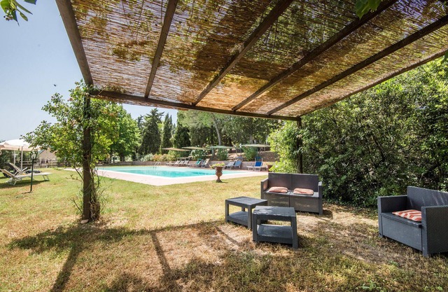 Nice apartment in Radicondoli SI
