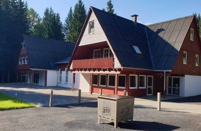 Nice apartment in Breitenbrunn with sauna
