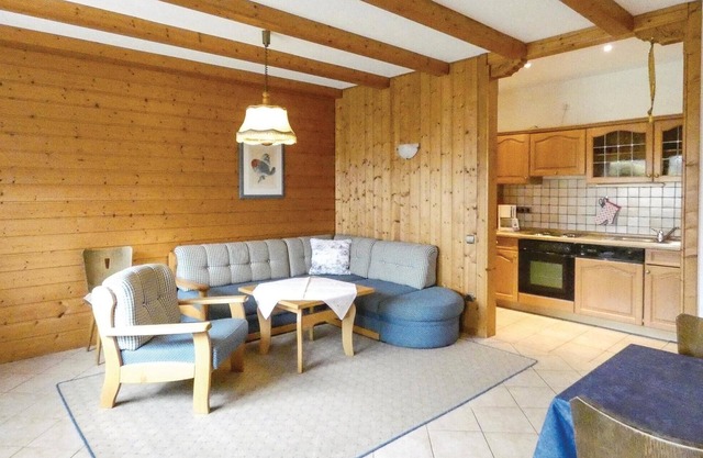Nice apartment in Gräfendorf