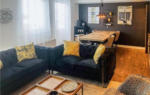 Nice Apartment In Mettmann With Wifi