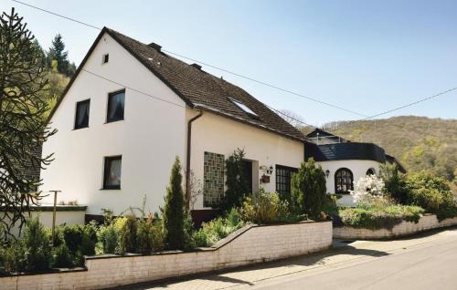 Nice Apartment In Neumagen-Papiermühle