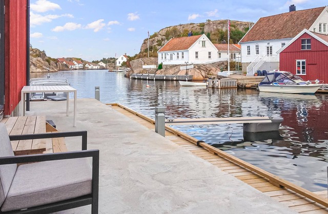 Nice apartment in Søgne with WiFi