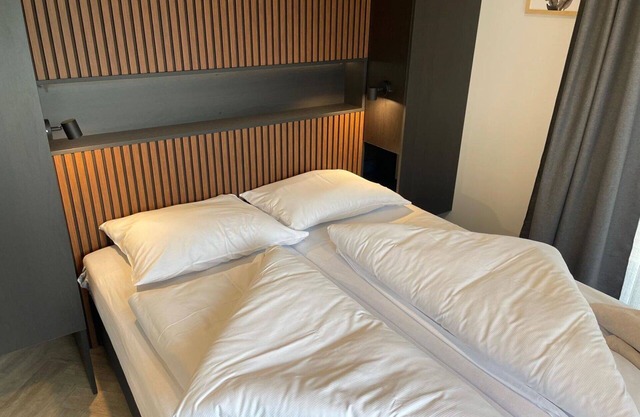 Nice apartment in villa for 4 guests with WIFI, TV, terrace and parking
