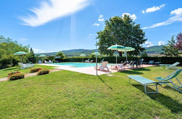 Nice apartment in Casole d'Elsa SI
