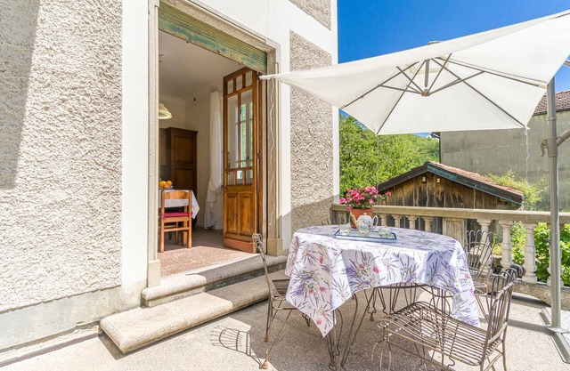Nice apartment in Loco di Rovegno