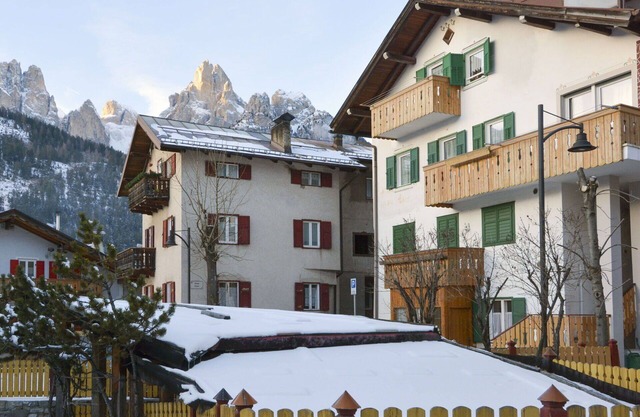 Nice apartment for 7 people with WIFI, TV, balcony and parking