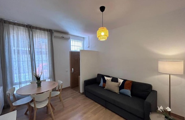 Nice apartment on street level in Vallecas. PNu