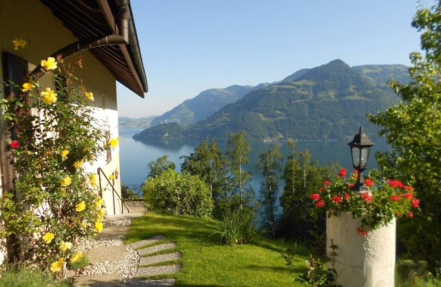 Nice apartment with free view on Lake Lucern and the mountains