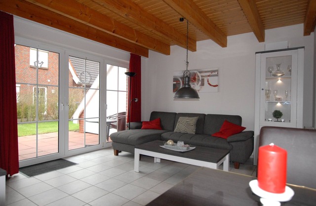 Nice, bright holiday home (near the beach, baby and allergy friendly) WiFi